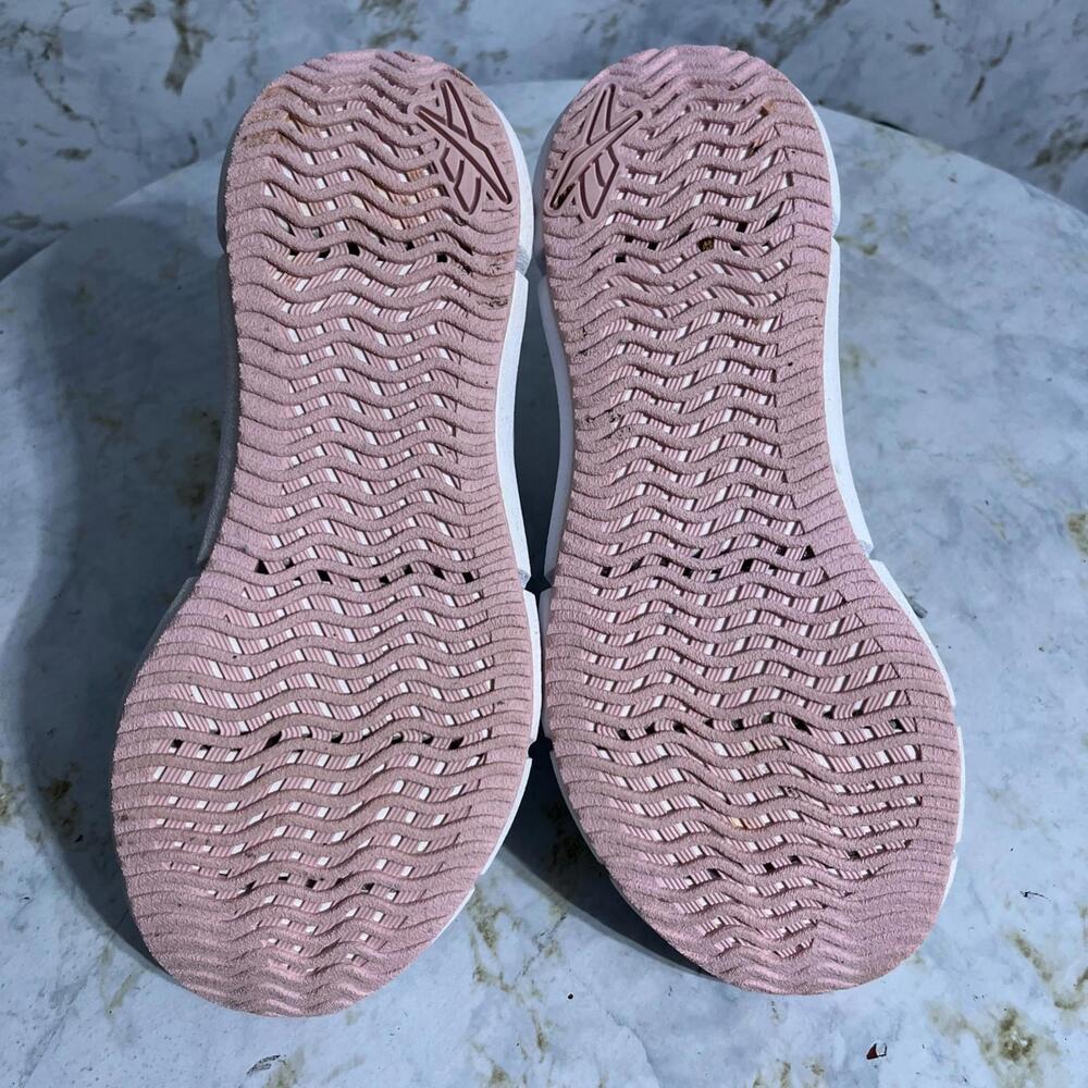 Reebok Zig Sky Womens Size 7.5 Running Shoes Gray Pink Athletic Trainer Sneakers - Picture 8 of 10